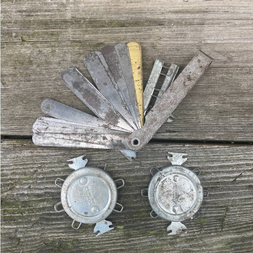 Vintage Spark Plug Measures